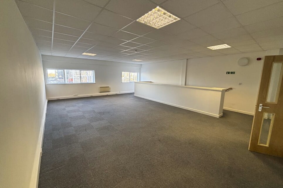 Downsview Rd, Wantage, OXF OX12 9FA - Unidad 3 -  - Foto del interior - Image 2 of 5
