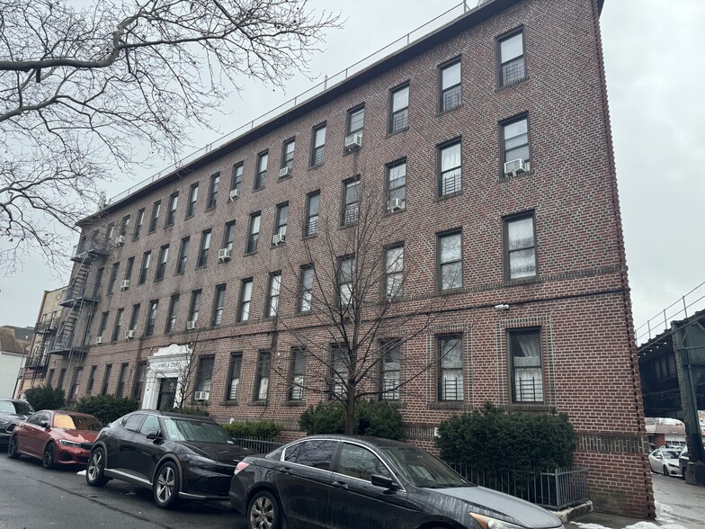 8001 New Utrecht Ave, Brooklyn, NY en venta - Foto del edificio - Imagen 1 de 13