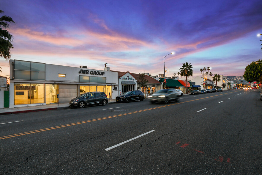 165-171 S Robertson Blvd, Beverly Hills, CA en alquiler - Foto del edificio - Imagen 2 de 25