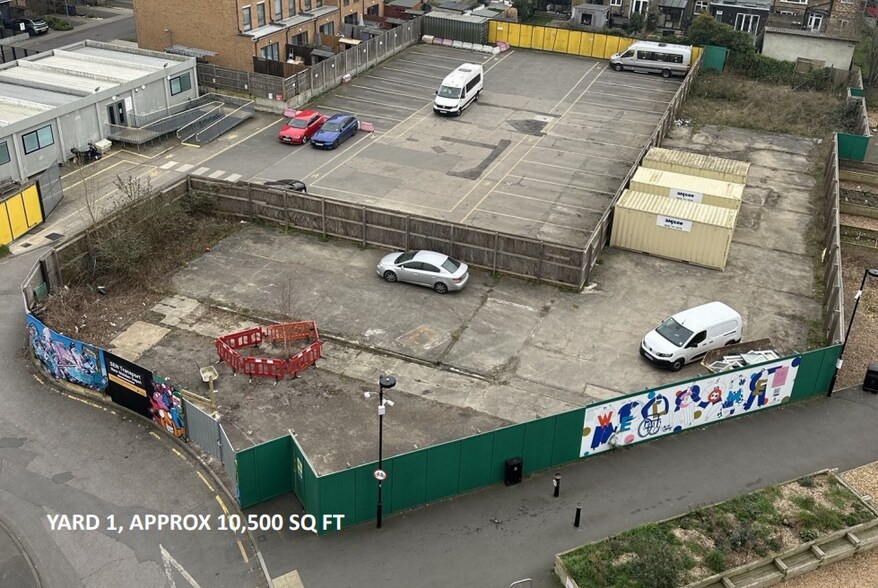 Cocks Crescent, New Malden en alquiler - Foto del edificio - Imagen 1 de 1