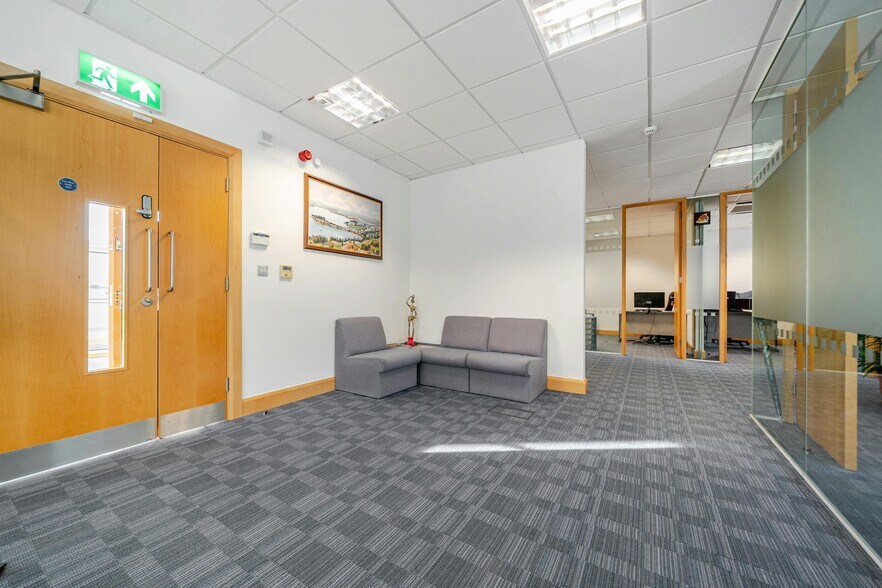 Centennial Ave, Borehamwood en venta - Foto del interior - Imagen 3 de 8