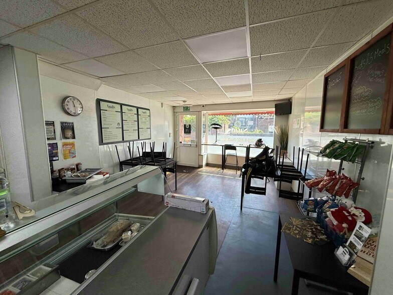42 Church St, Audley en venta - Foto del interior - Imagen 2 de 7