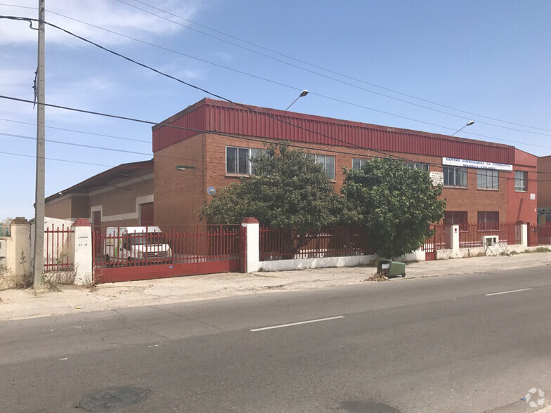 Calle Urano, 21, Móstoles, Madrid en alquiler - Foto del edificio - Imagen 2 de 2