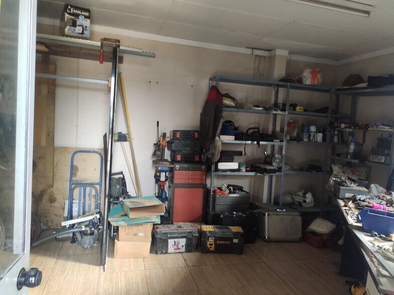 Nave en Quintanar de la Orden, Toledo en alquiler - Foto del interior - Imagen 3 de 4