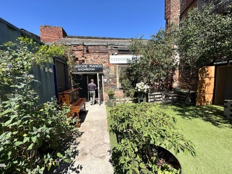 39 Holbeck Ln, Leeds en alquiler - Foto del edificio - Imagen 2 de 3