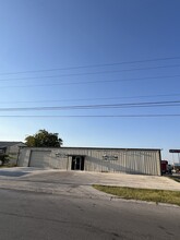 118 Trade Center Dr, New Braunfels, TX en alquiler Foto del edificio- Imagen 2 de 12