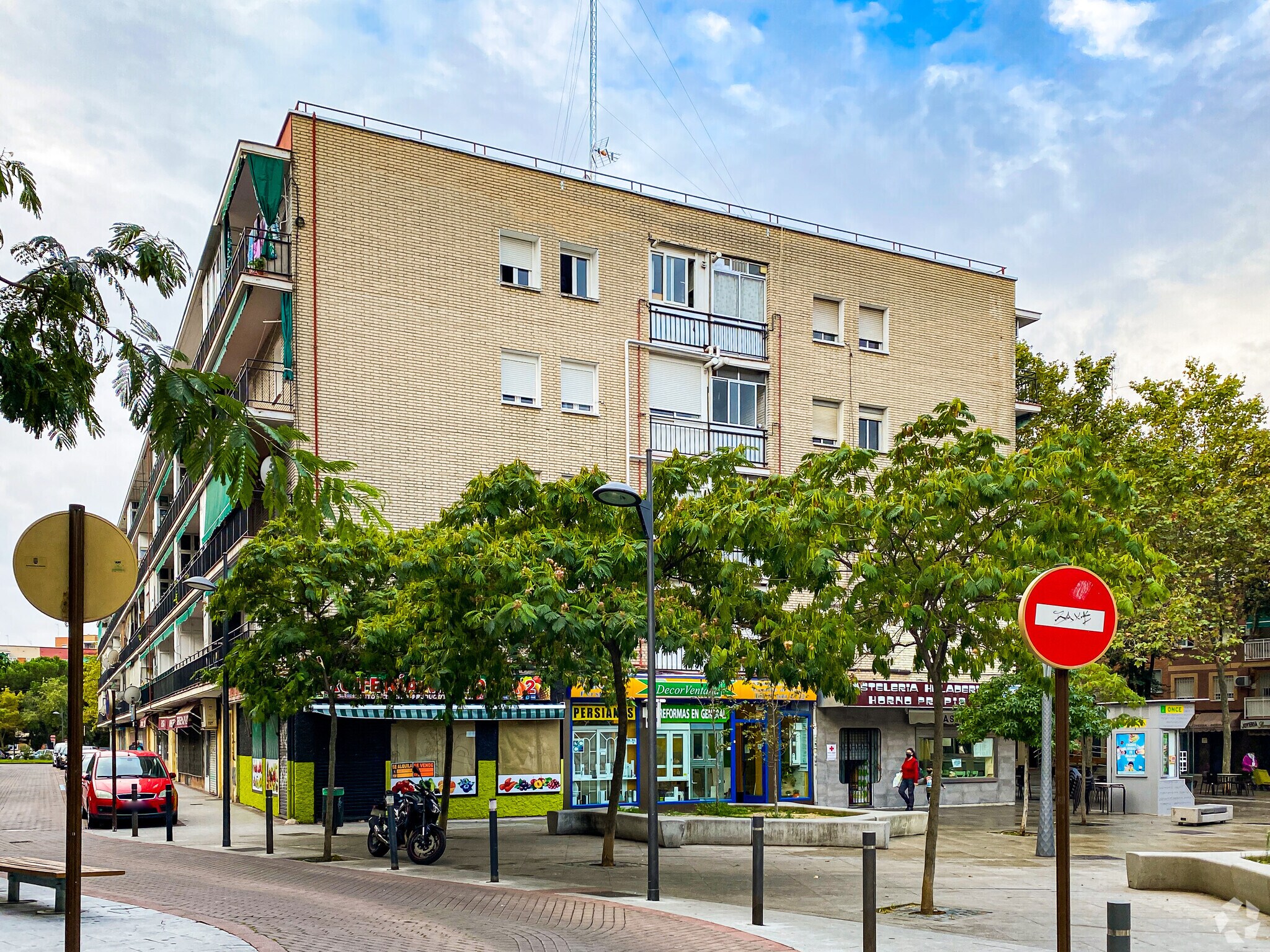 Local en Alcorcón, Madrid en alquiler Foto principal- Imagen 1 de 2