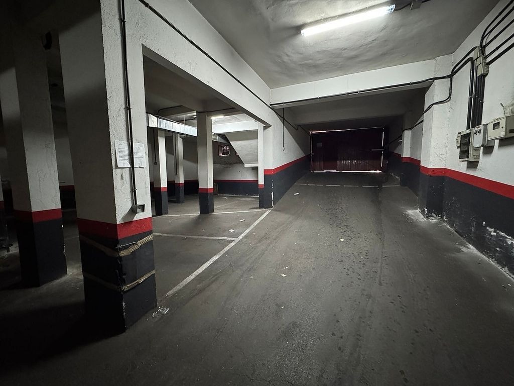 Alcobendas, MAD 28100 - Unidad Puerta 01, Esc. 1 -  - Foto del interior - Image 1 of 7