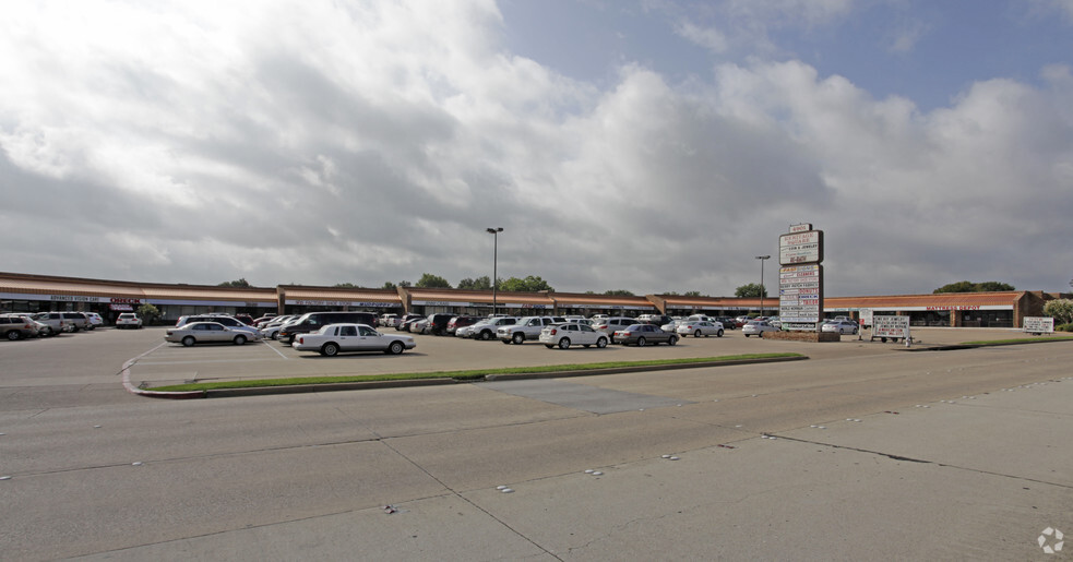 4901-4999 S Hulen St, Fort Worth, TX en alquiler - Foto del edificio - Imagen 2 de 5