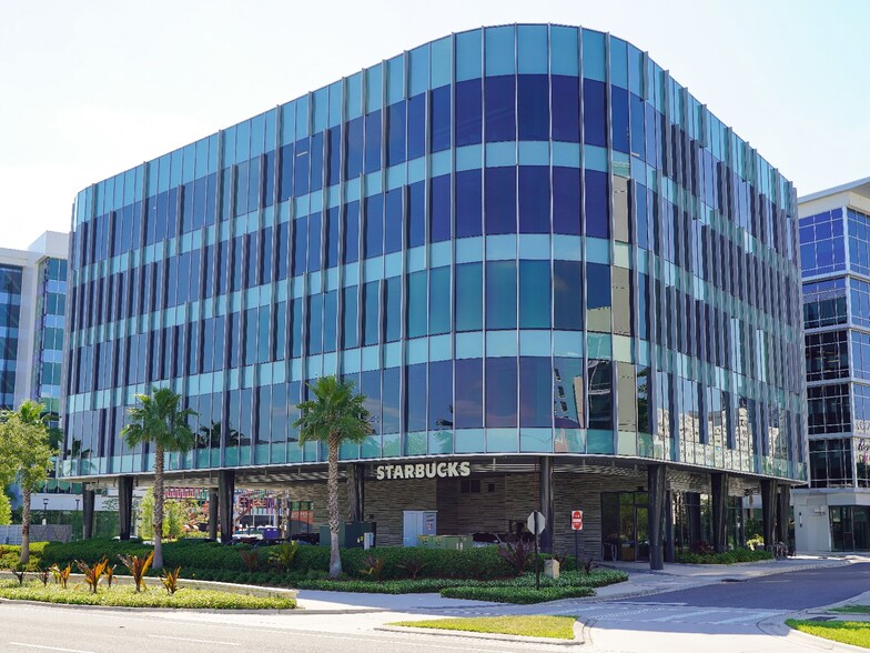 13495 Veterans Way, Orlando, FL en alquiler - Foto del edificio - Imagen 1 de 6