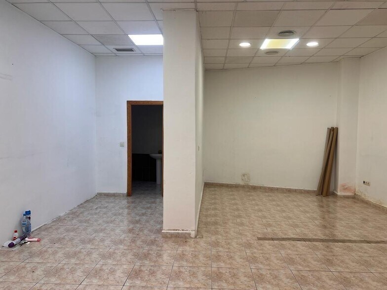 Local en Llíria en alquiler - Foto del interior - Imagen 2 de 7