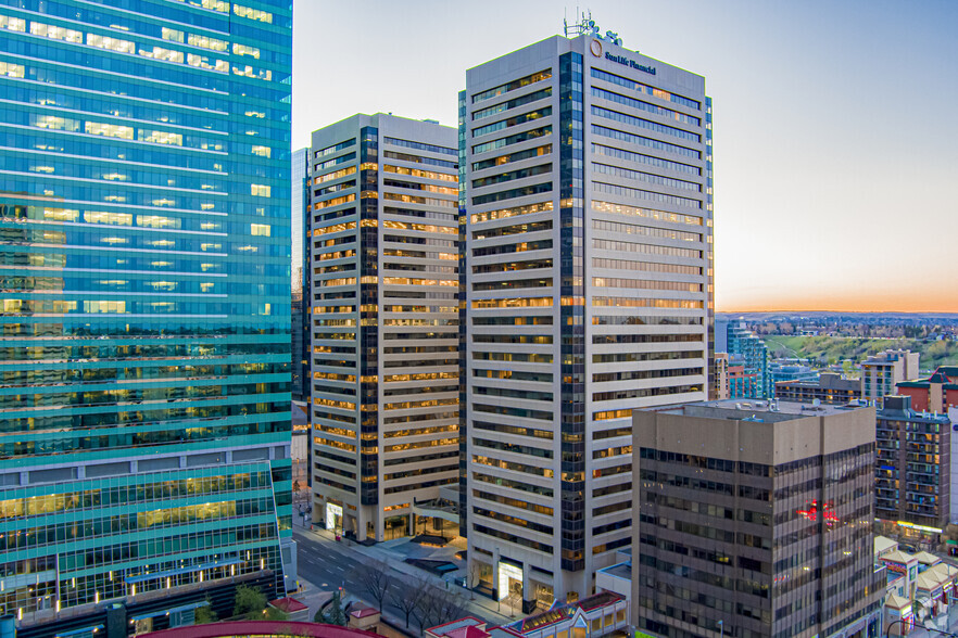 112 4th Av SW, Calgary, AB en alquiler - Foto del edificio - Imagen 2 de 5