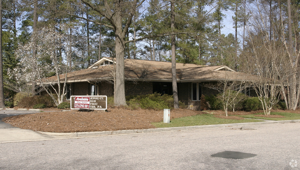 4905 Professional Ct, Raleigh, NC en alquiler - Foto del edificio - Imagen 2 de 3