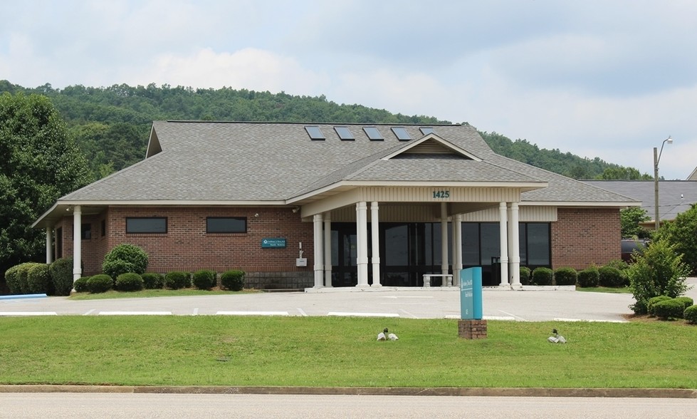 1425 Greenbrier Dear Rd, Anniston, AL en alquiler - Foto del edificio - Imagen 2 de 14