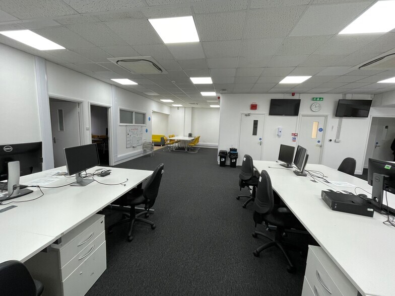 Ferry Hinksey Rd, Oxford en venta - Foto del edificio - Imagen 2 de 4