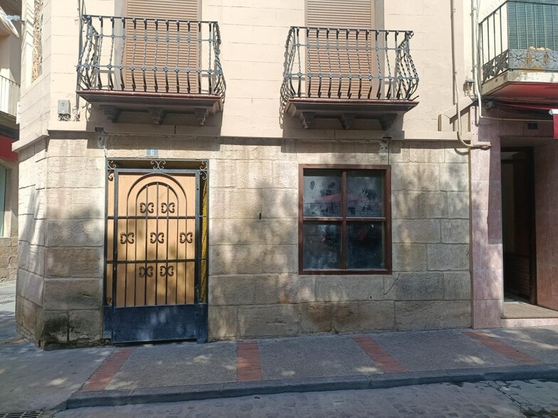 Edificio residencial en Caspe, Zaragoza en venta - Foto del edificio - Imagen 2 de 24