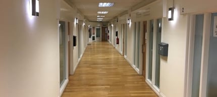 63-65 Woodside Rd, Amersham en alquiler Foto del interior- Imagen 2 de 2