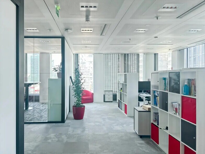 16 Place De L'Iris, Courbevoie en alquiler - Foto del edificio - Imagen 2 de 32