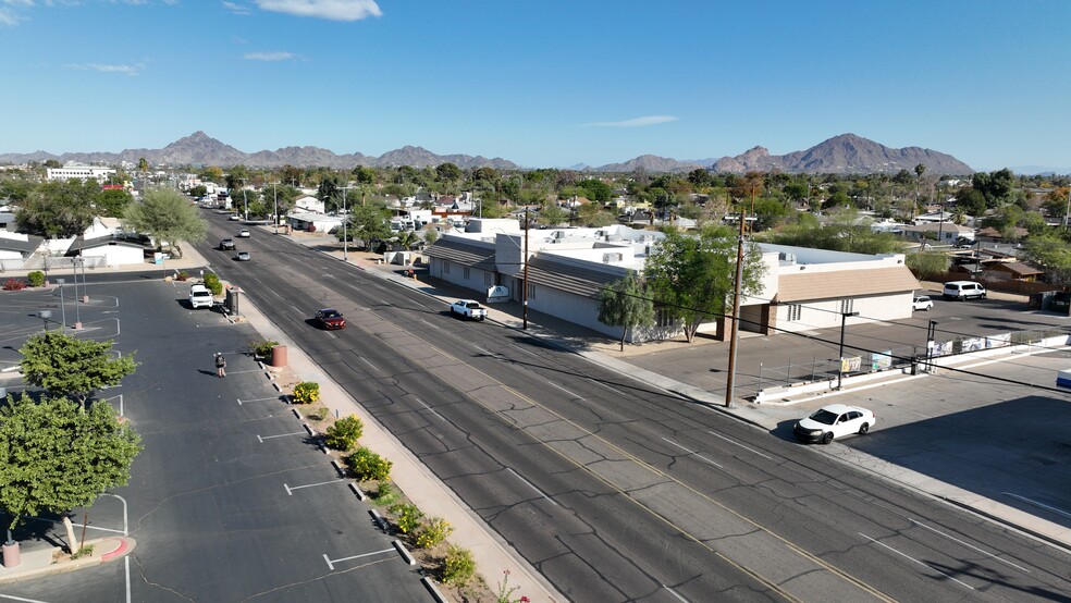 1841 N 24th St, Phoenix, AZ en venta - Foto del edificio - Imagen 2 de 29