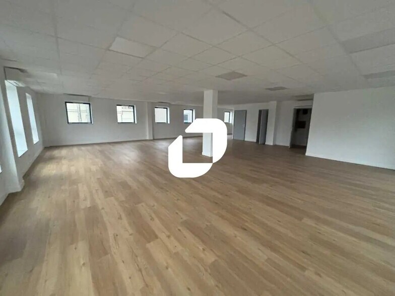 10 Quai De La Borde, Ris-Orangis en alquiler - Foto del edificio - Imagen 3 de 33