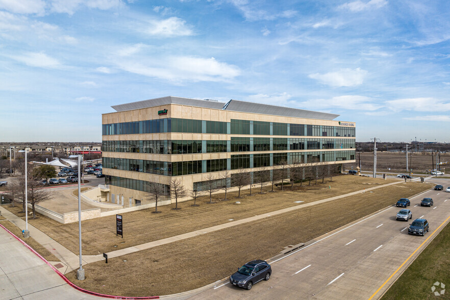 5900 S Lake Forest Dr, McKinney, TX en alquiler - Foto del edificio - Imagen 2 de 8