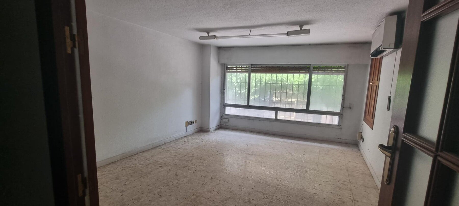 Murcia, MUR 30003 - Unidad DR - - Foto del interior - Image 1 of 6