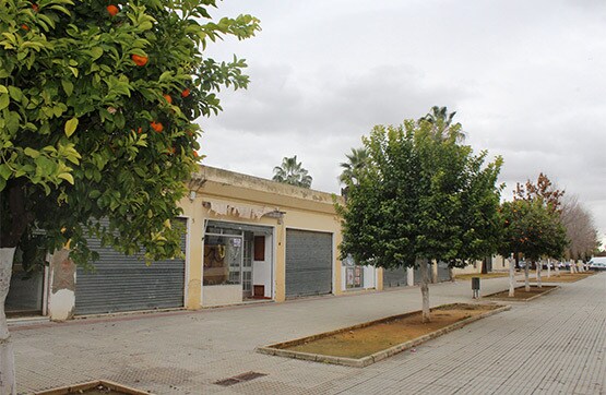 Local en Lora del Río, Sevilla en venta - Foto del interior - Imagen 3 de 8