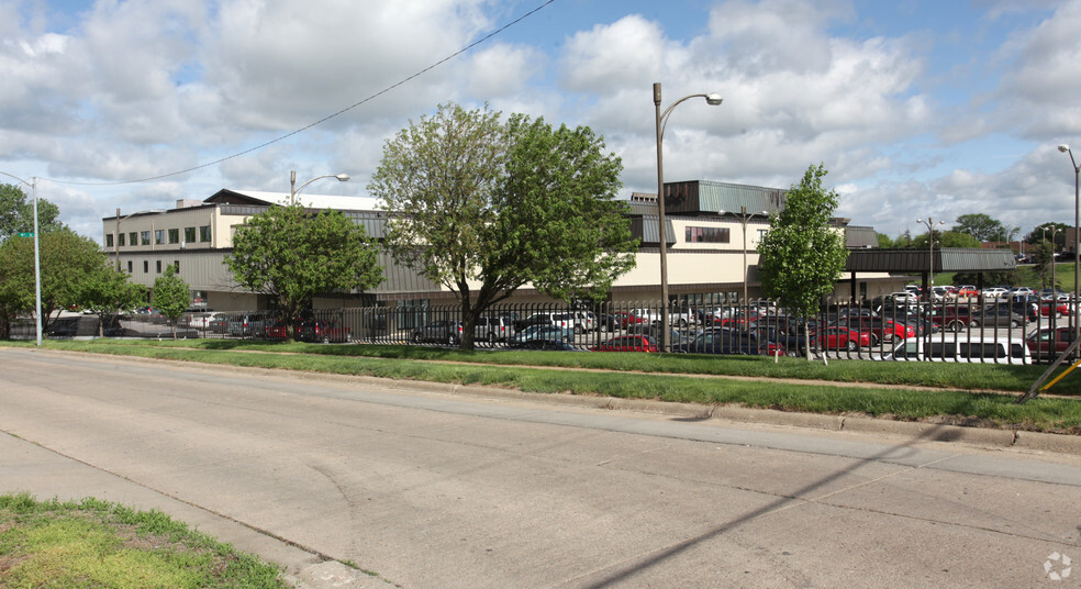 1941 S 42nd St, Omaha, NE en alquiler - Foto del edificio - Imagen 1 de 2