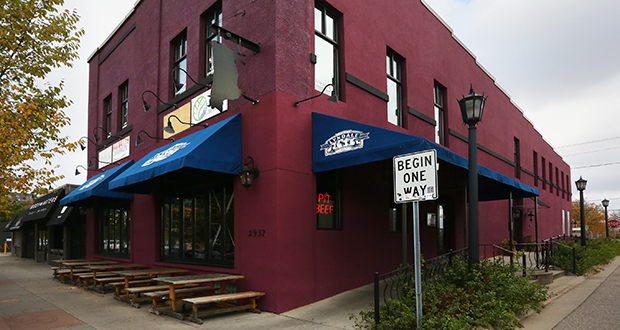 2937 S Lyndale Ave, Minneapolis, MN en alquiler - Foto del edificio - Imagen 2 de 2