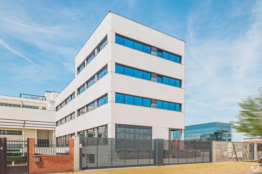 Avenida de Juan Caramuel, 7, Leganés, Madrid en venta - Foto principal - Imagen 1 de 10