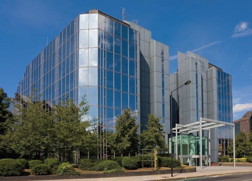 68-72 Hammersmith Rd, London en alquiler - Foto del edificio - Imagen 2 de 2
