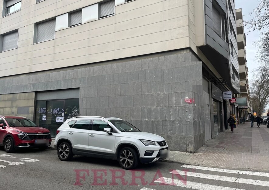 Edificio residencial en Sabadell, Barcelona en venta Foto principal- Imagen 1 de 3