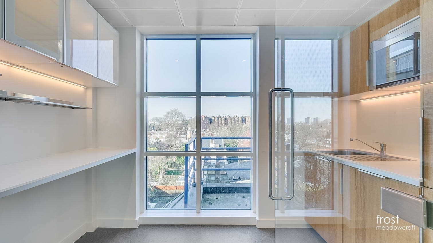 346-346A Kensington High St, London en alquiler Foto del interior- Imagen 1 de 6