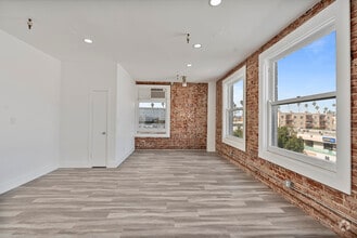 3923 W 6th St, Los Angeles, CA en alquiler Foto del edificio- Imagen 2 de 10