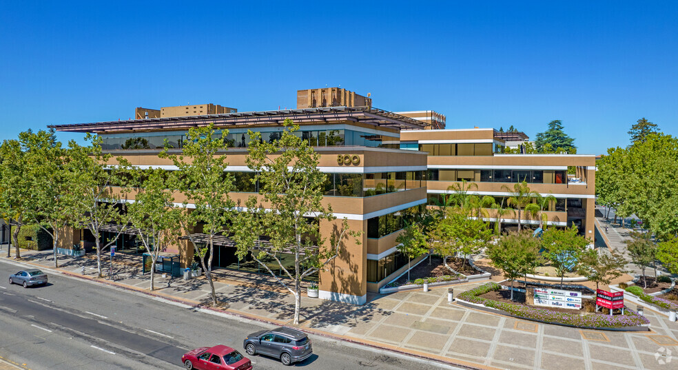 800 W El Camino Real, Mountain View, CA en alquiler - Foto del edificio - Imagen 1 de 5