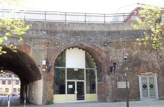 Más detalles de Bridgewater Way, Windsor - Local en alquiler