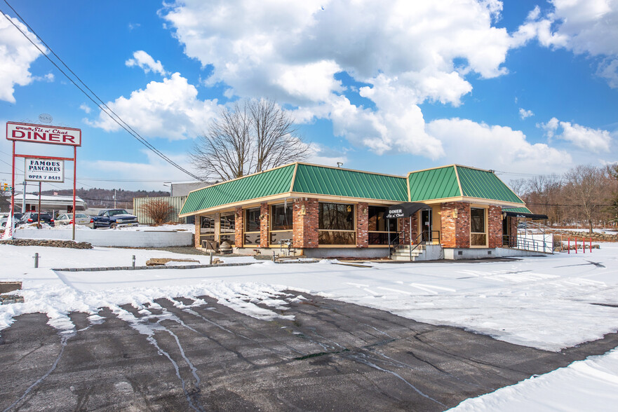 2020 Greenwood Lake Tpke, Hewitt, NJ en alquiler - Foto del edificio - Imagen 1 de 24