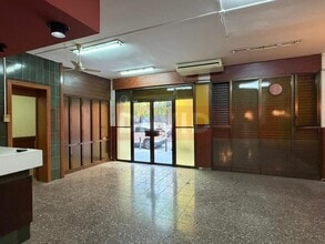 Local en L'Hospitalet de Llobregat, Barcelona en alquiler Foto del interior- Imagen 2 de 8