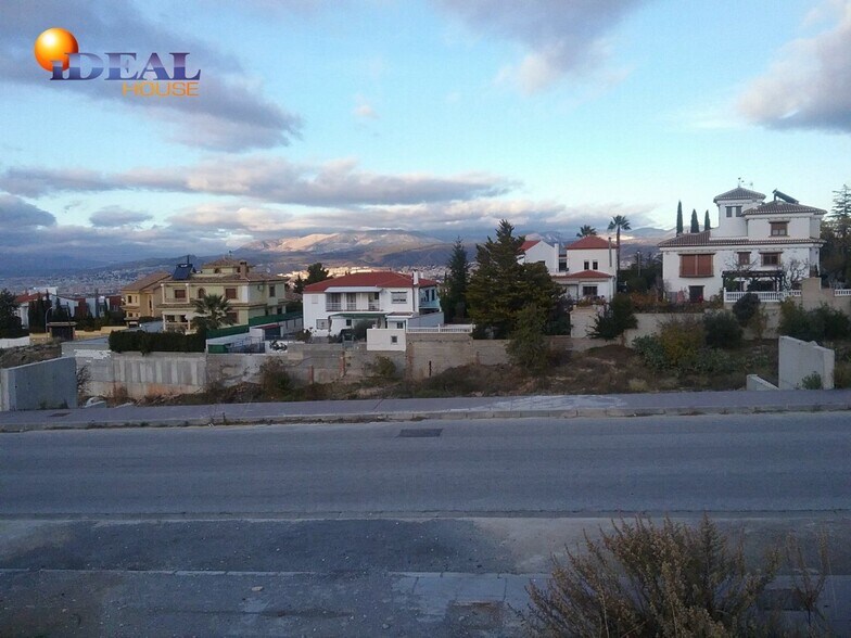 Terreno en La Zubia, Granada en venta - Foto del edificio - Imagen 2 de 10