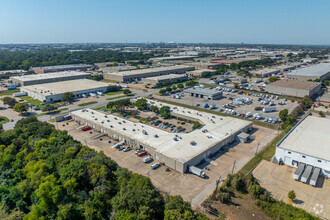 1517 W Carrier Pky, Grand Prairie, TX - vista aérea  vista de mapa - Image1