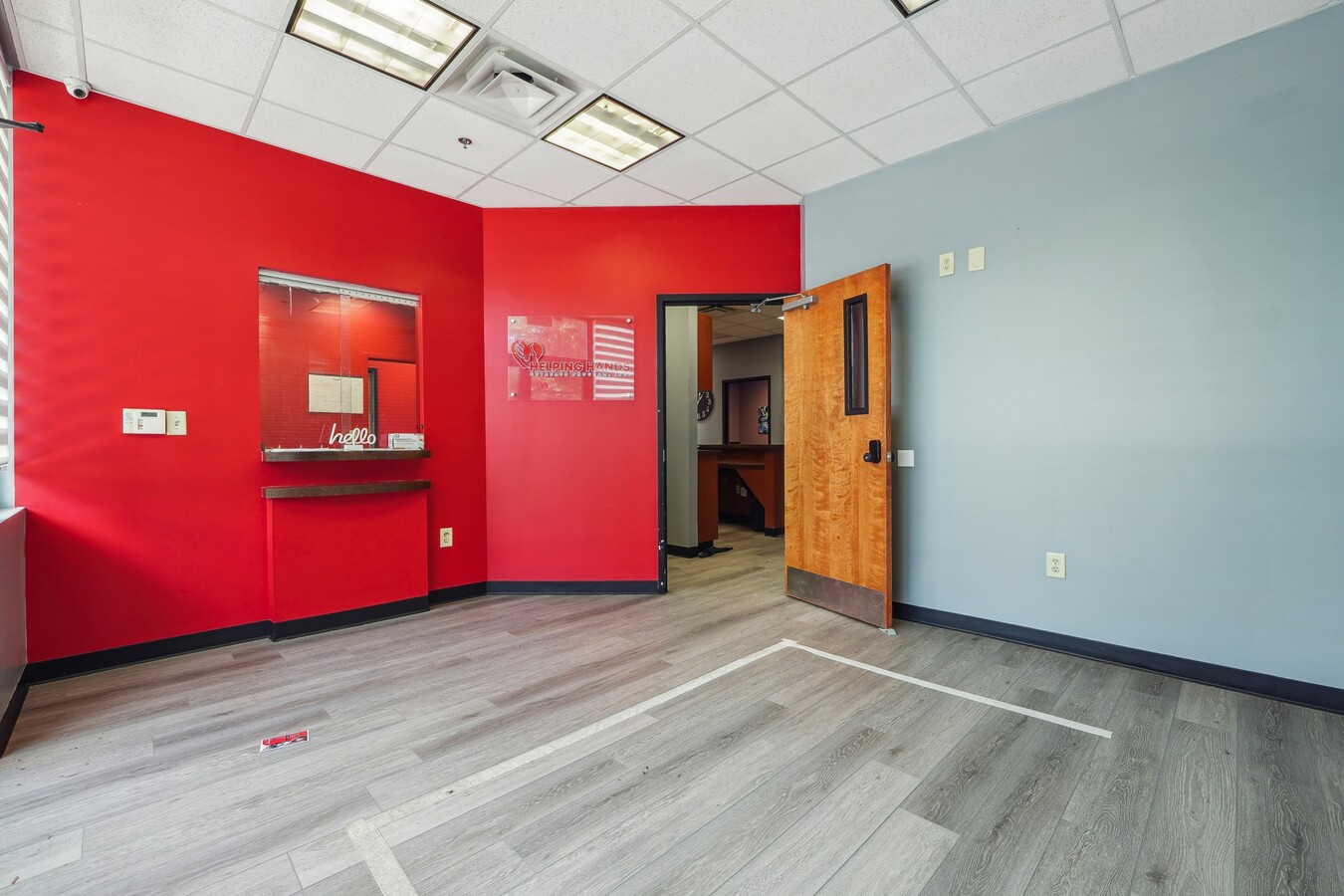 8052 Mall Pky, Lithonia, GA 30038 - Unidad 103 -  - Foto del interior - Image 1 of 4