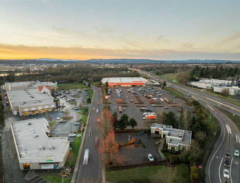 3950 SE Hagers Grove Rd, Salem, OR en alquiler - Foto del edificio - Imagen 3 de 6