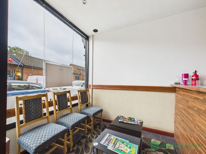 28B Station Rd, Woodford Halse en venta - Foto del interior - Imagen 3 de 7