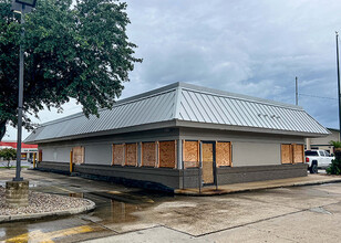 7004 Siegen Ln, Baton Rouge, LA en alquiler Foto del edificio- Imagen 1 de 4