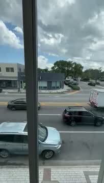 645 NE 125th St, North Miami, FL en alquiler - Vídeo de anuncio comercial - Imagen 2 de 14