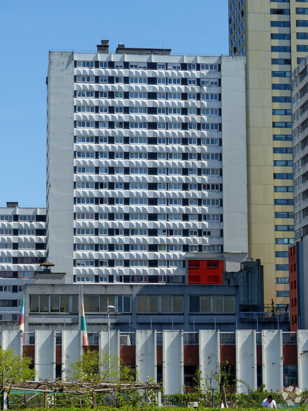 Flex en Bagnolet en alquiler - Foto del edificio - Imagen 2 de 2