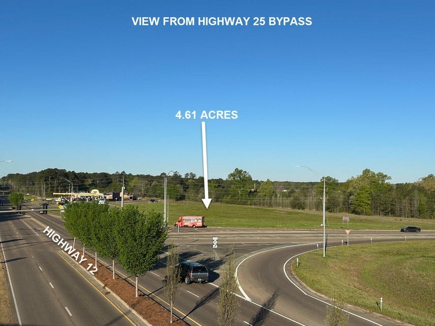 4.61 acres at NW quadrant of Hwy 12 and Hwy 25, Starkville, MS en venta Foto del edificio- Imagen 1 de 10