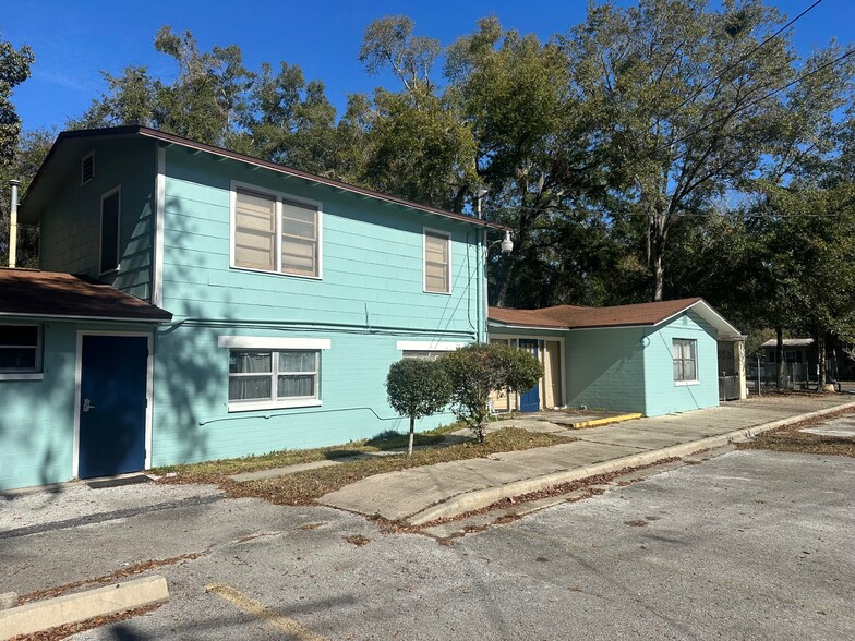 1300 NW 6th St, Gainesville, FL en venta - Foto del edificio - Imagen 1 de 16