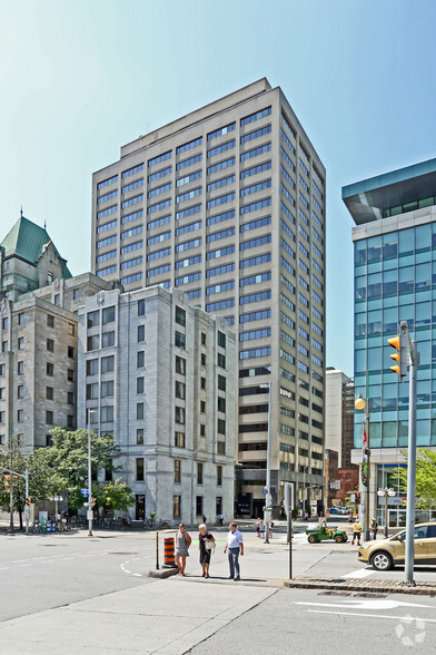 66 Slater St, Ottawa, ON en alquiler - Foto del edificio - Imagen 2 de 2