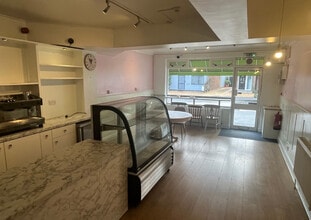 25 Lyndhurst Rd, Brockenhurst en alquiler Foto del interior- Imagen 2 de 5